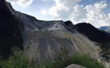  貴州甕安江界河國(guó)家級(jí)風(fēng)景名勝區(qū)內(nèi)違法開采磷礦